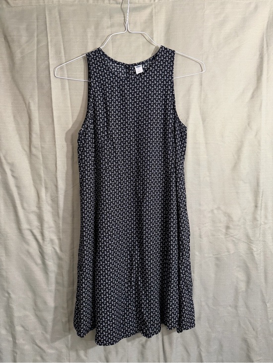 Old Navy Dresses & Skirts - Old Navy black with White Micro-Print Sleeveless Mini Dress